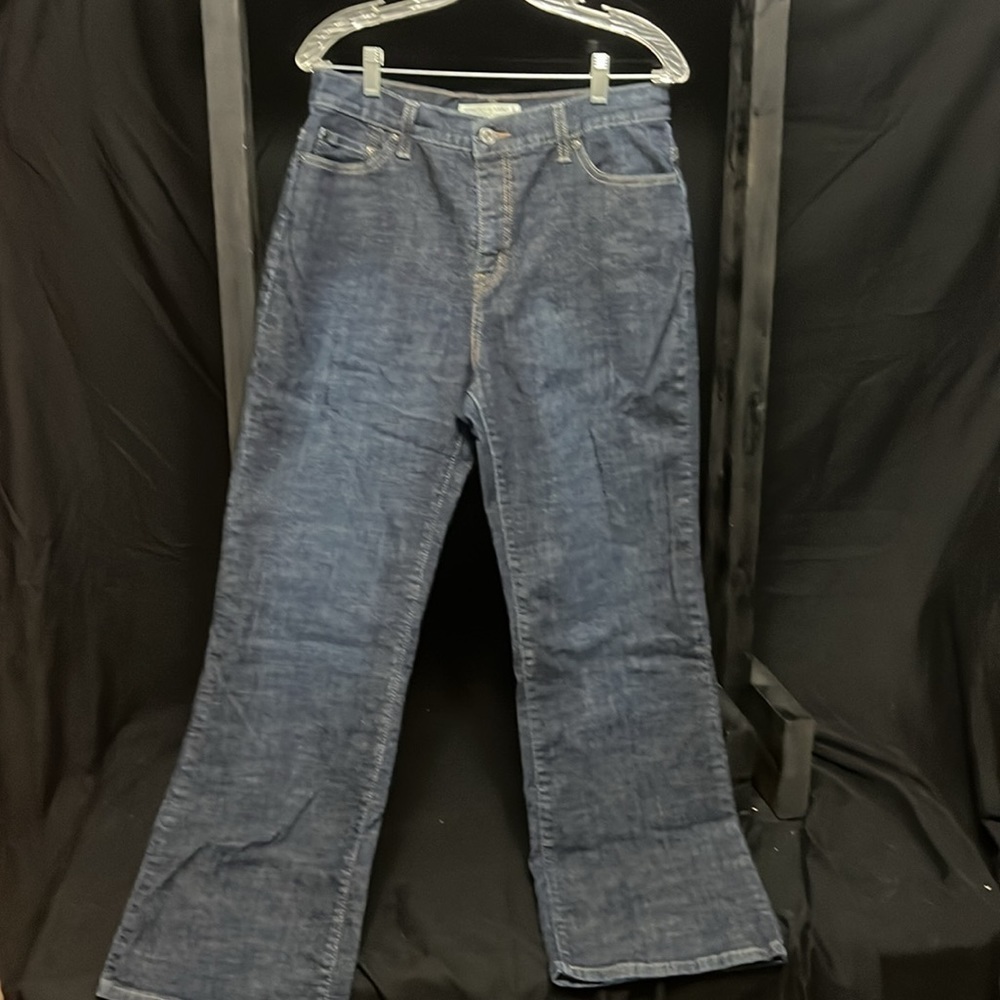 Levi’s- Slimming Bootcut 512 jeans - Picture 3 of 8